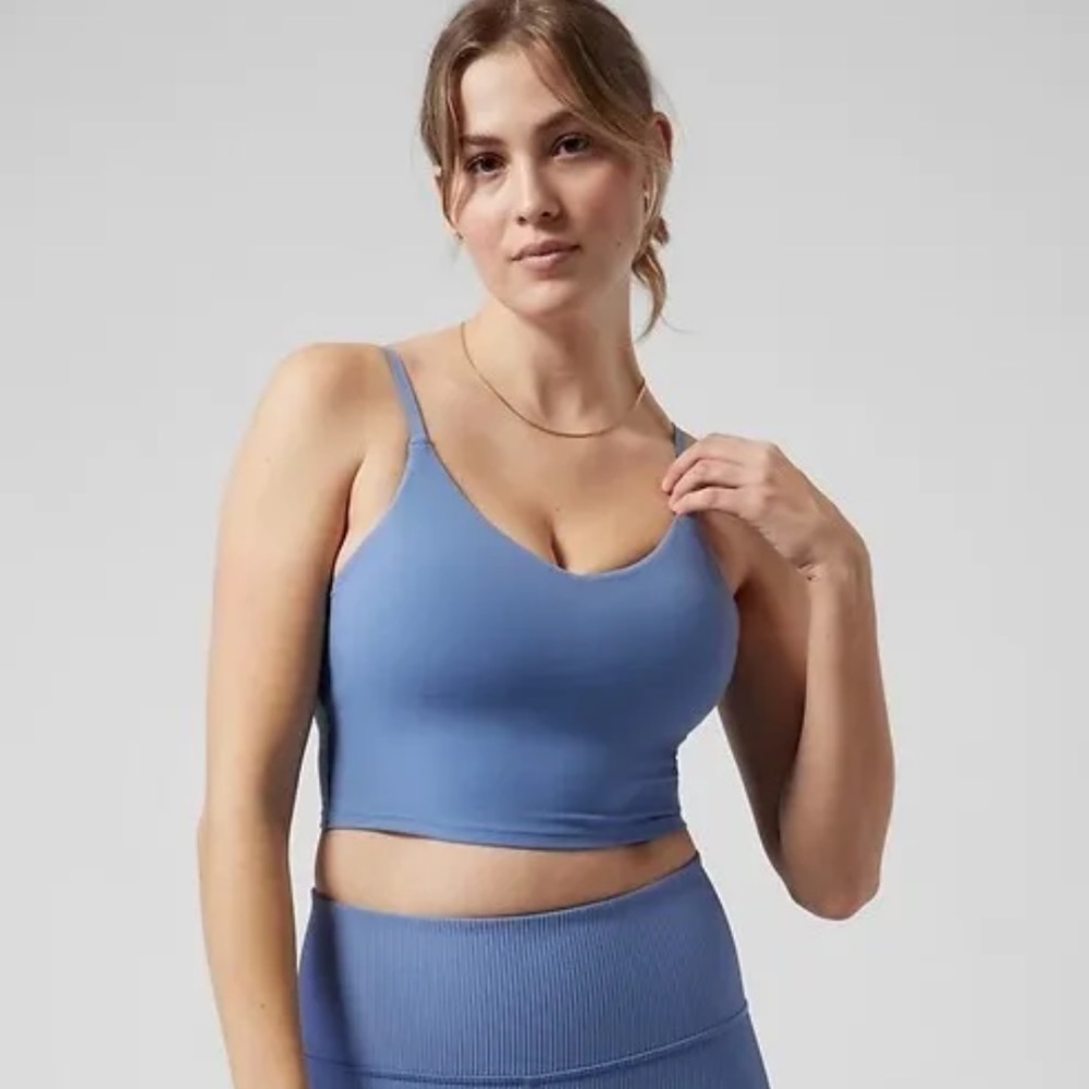 Athleta NWT Elation Sports Bra, Small, Cottage Blue